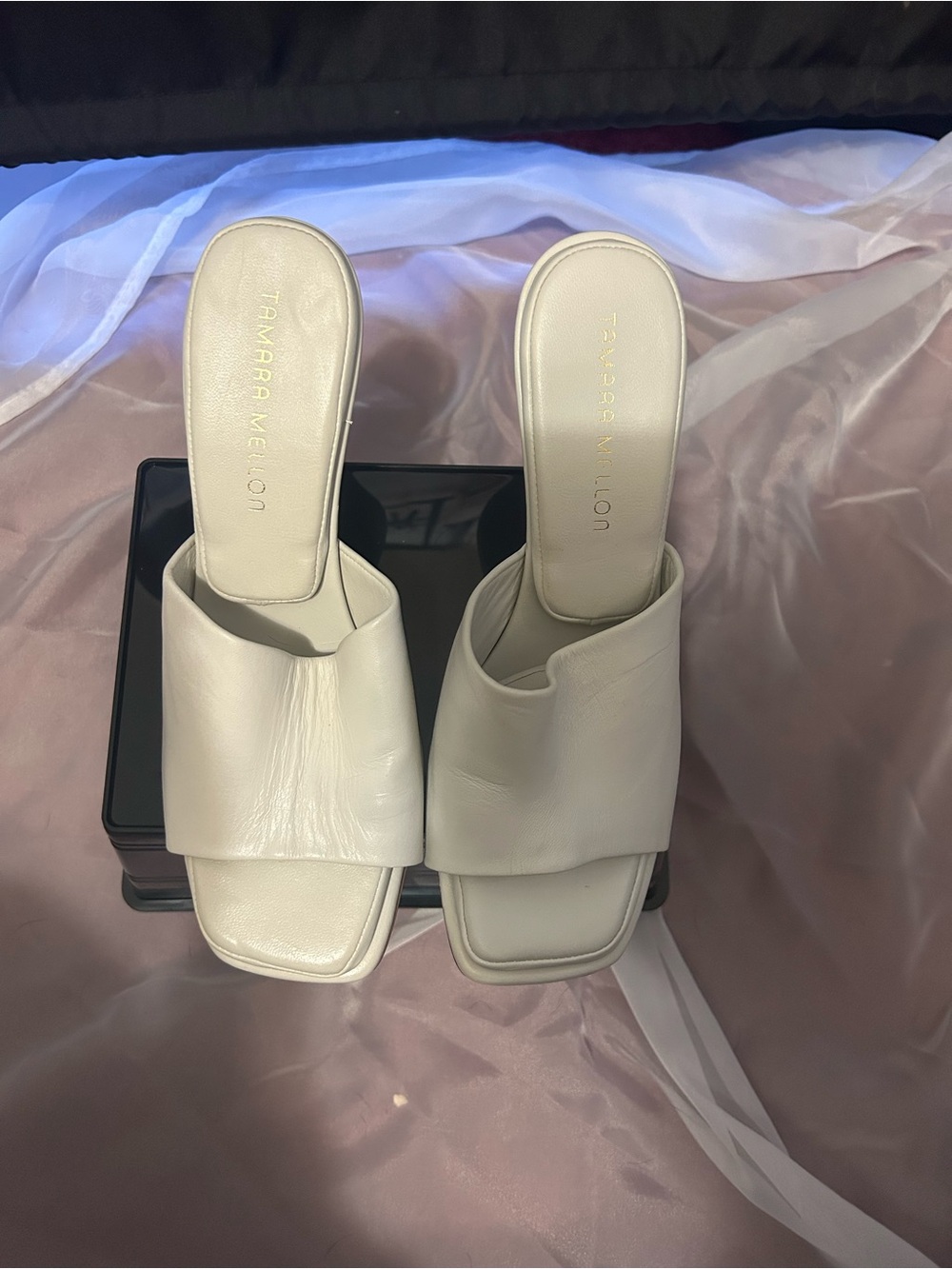 Tamara Mellon white leather slides size 381/2